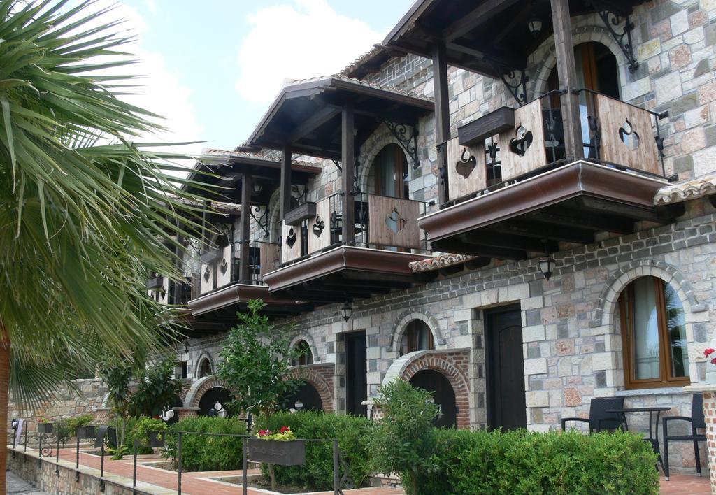 Hotel Sarajet E Pashait 1 ديرمي الغرفة الصورة